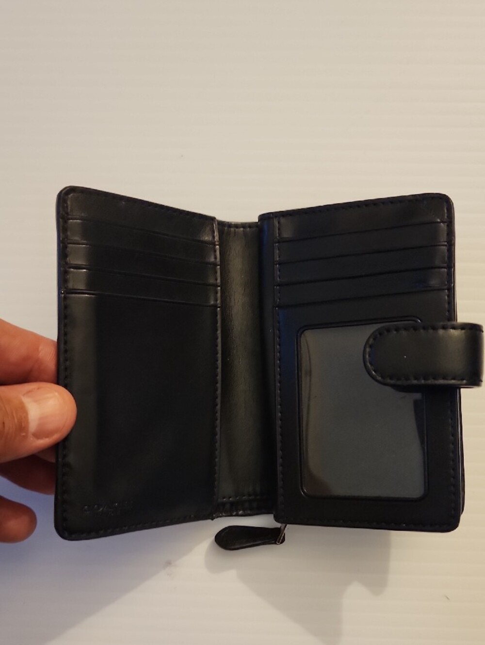 Coach Brown Signature Canvas Wallet with Black Trim and Gold Logo. 5×3×1 - Picture 4 of 9